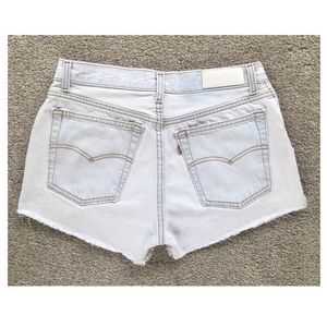 RE/DONE x Levi’s The Short Relaxed Fit Light Wash Jean Shorts Size 26